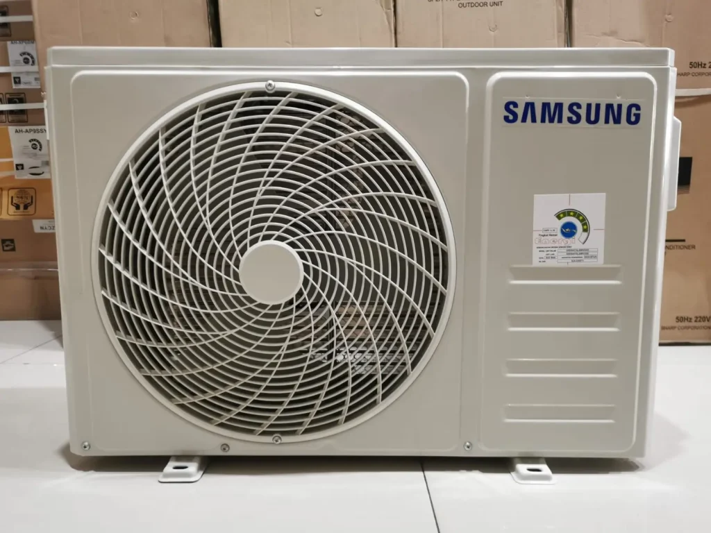 Outdoor AC Samsung Alpha Inverter 1 PK AR09AYHLAWKNSE