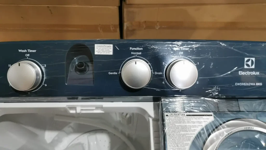 Panel kontrol Mesin Cuci 2 Tabung Electrolux EWS98262