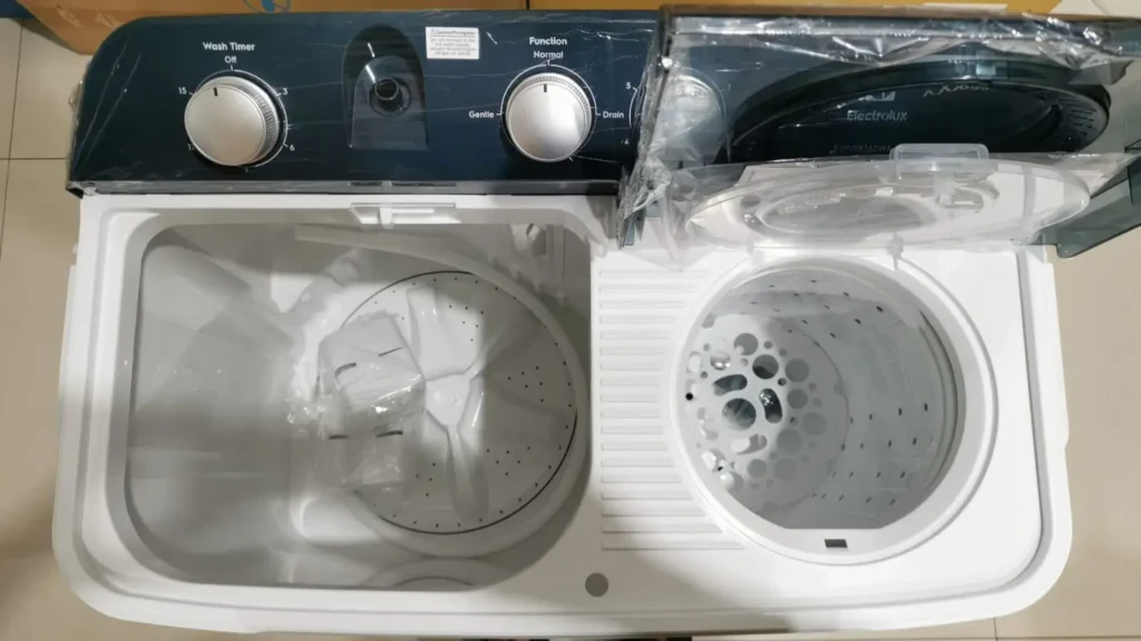 Tabung Mesin Cuci 2 Tabung Electrolux EWS98262