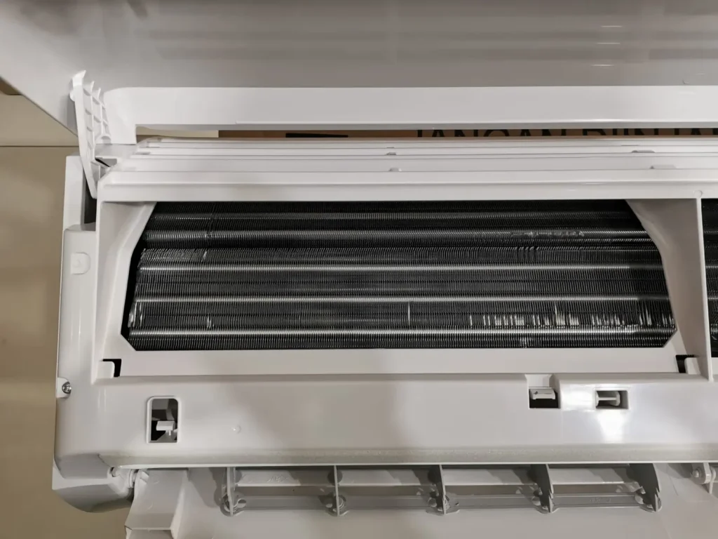 Review AC Sharp 1 PK AH-XP10BMY : Inverter Plus Plasmacluster