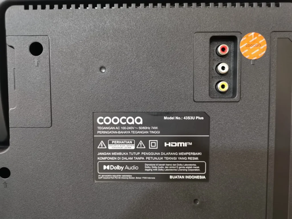 Input Smart TV Coocaa 43S3U Plus