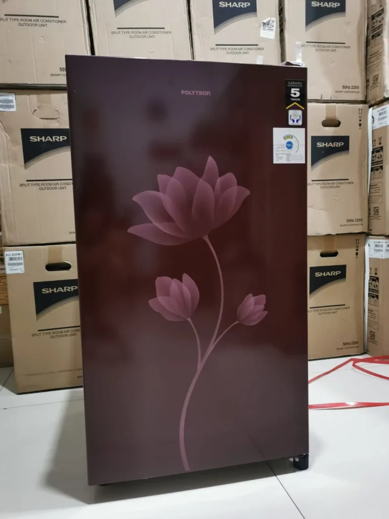 Design Kulkas Polytron PRB159