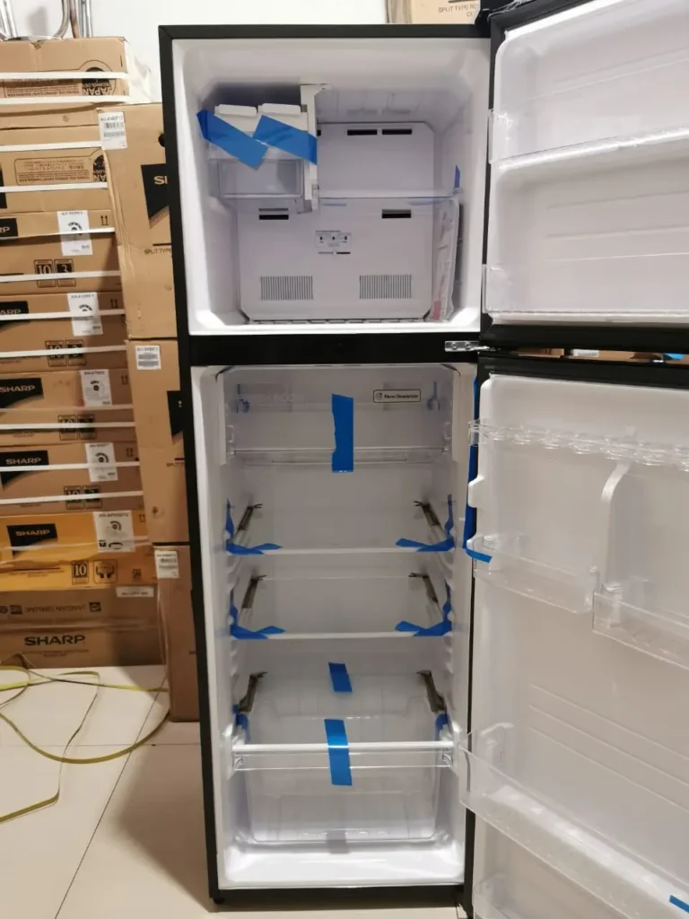 interior Kulkas 2 Pintu Sharp SJ-317MG