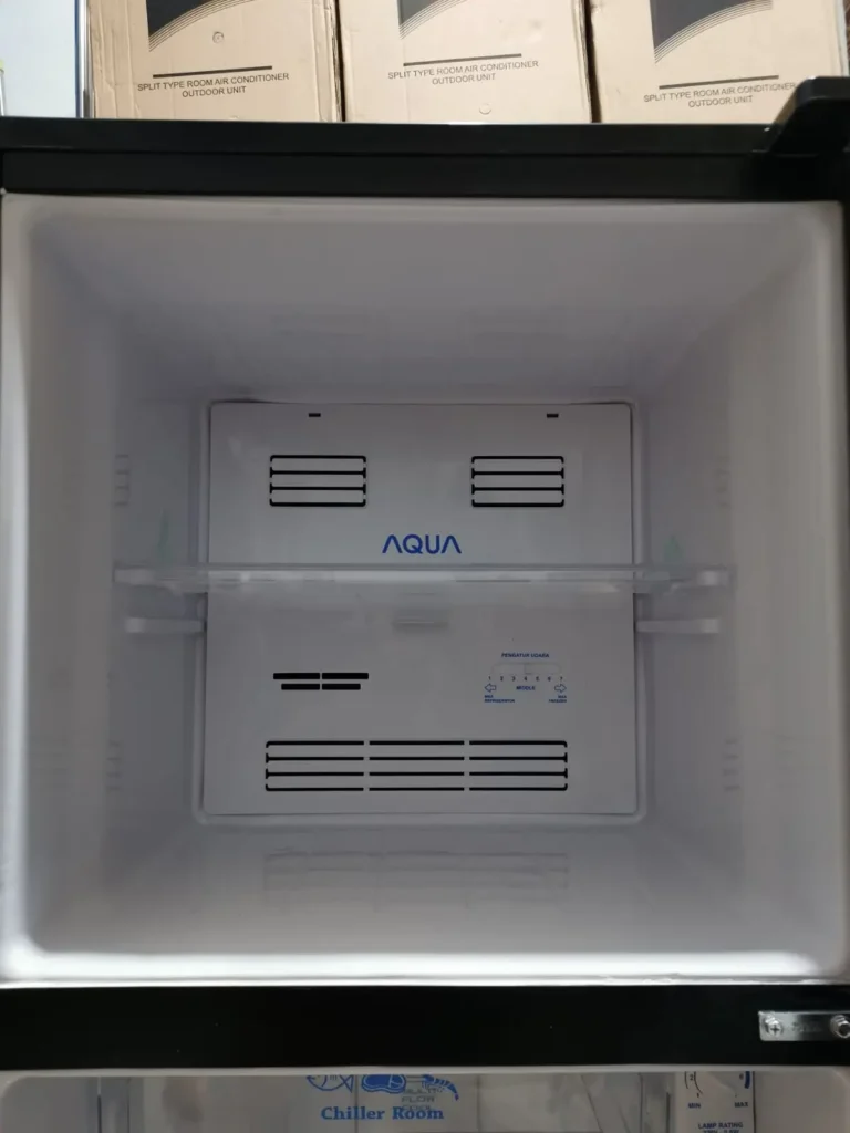Freezer Kulkas Aqua AQR-D251