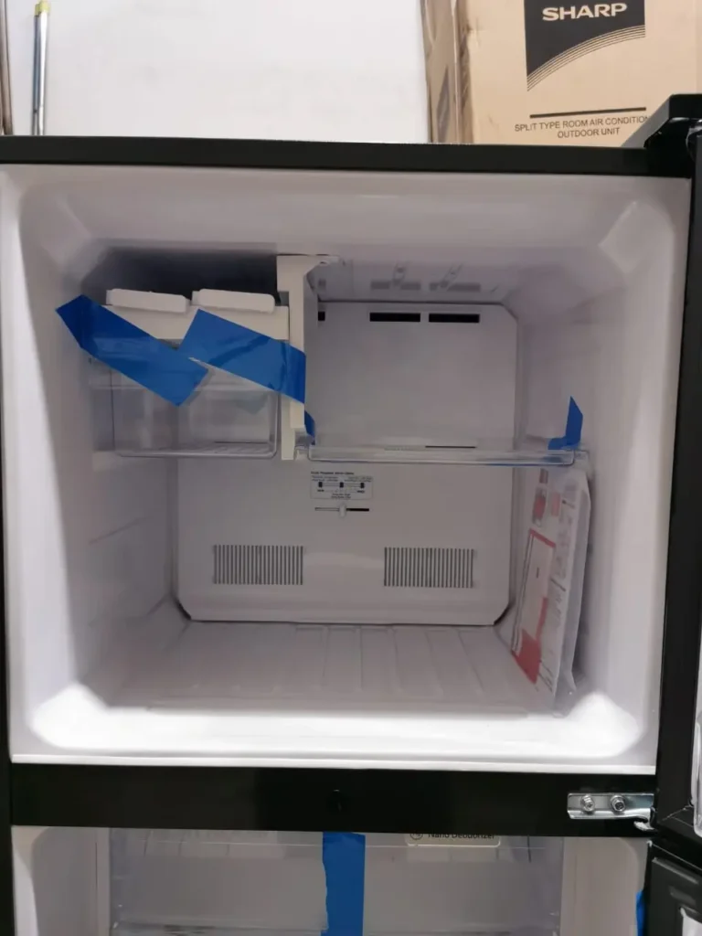 Freezer Kulkas 2 Pintu Sharp SJ-317MG