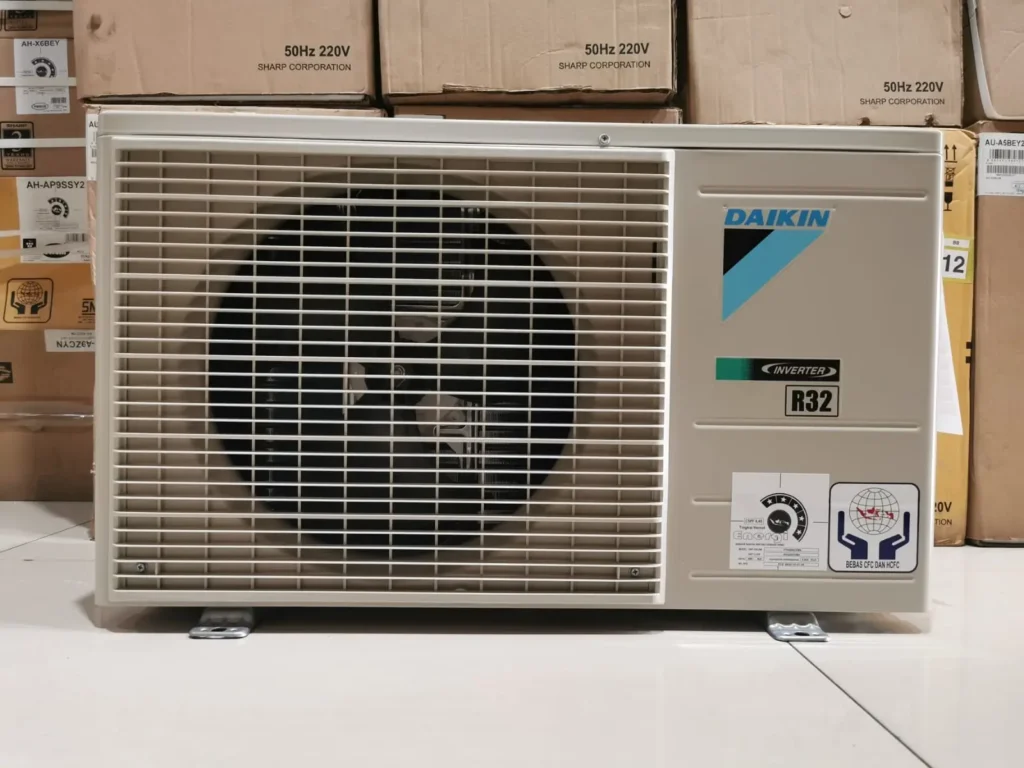 Outdoor AC Inverter Daikin FTKQ20UVM4